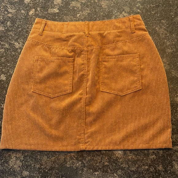 U2B - Brown Corduroy Skirt - Picture 2 of 4
